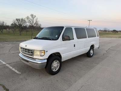 ford econoline wagon 2001 1FBSS31L41HB37625 image ford econoline wagon 2001 1FBSS31L41HB37625 image